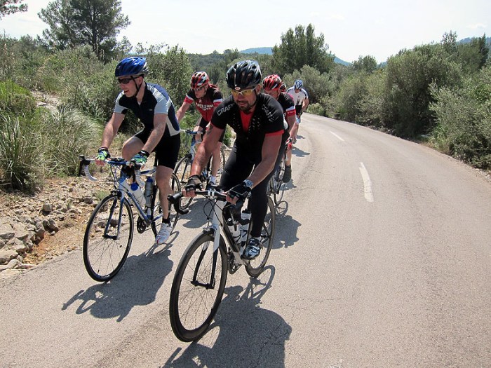 Anders och Kent leder klungan igen